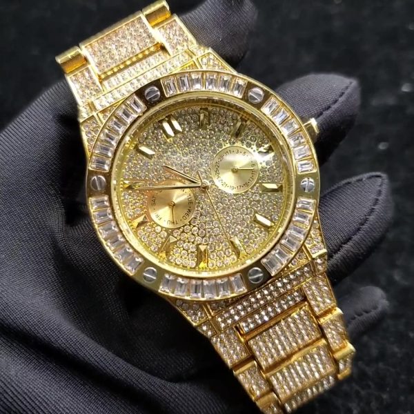 Custom Swiss Movement Mens Watch Moissanite Diamond Elegance Gold Bracelet Design with Swiss Precision - Beryl Watch